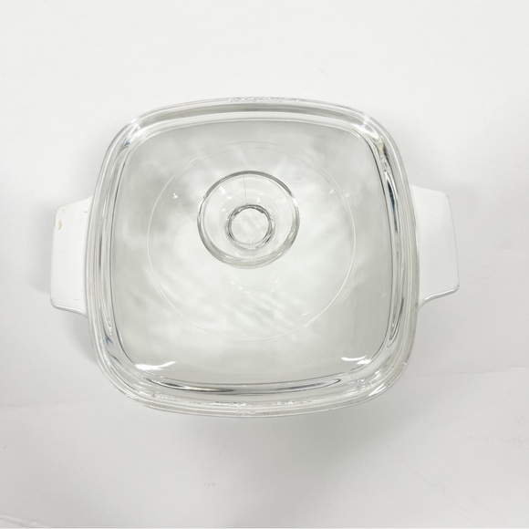 Vintage Corning Ware Le Persil La Sauge 1.5 Quart Casserole Dish with Lid - Picture 2 of 8